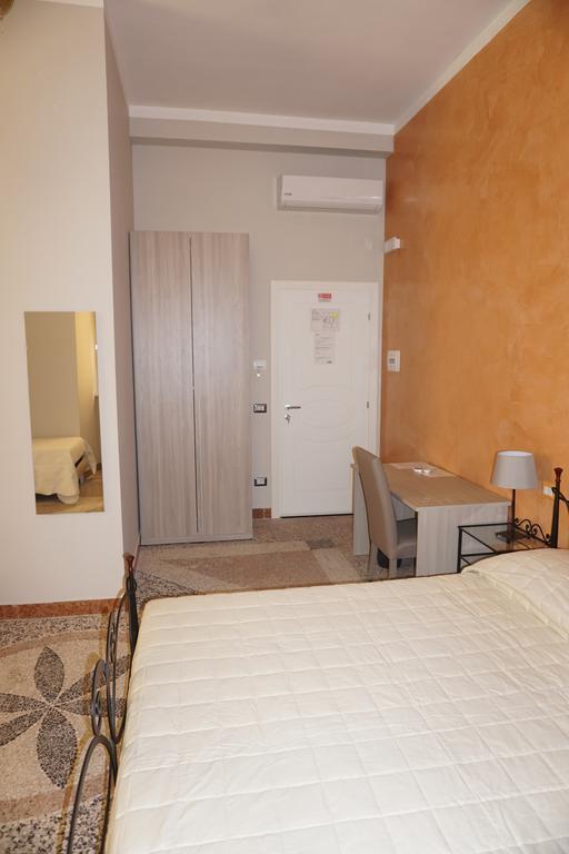 Residence Stendhal Guest House شيفيتافيكْيا المظهر الخارجي الصورة